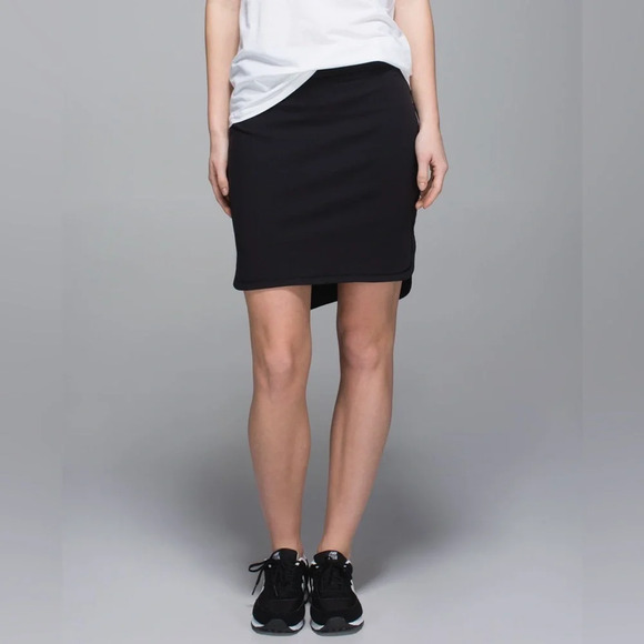 Lululemon City Skirt size 4 - Picture 2 of 5